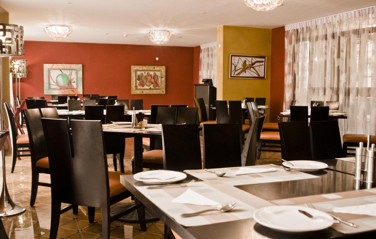 South Star International Hotel Аваса Экстерьер фото
