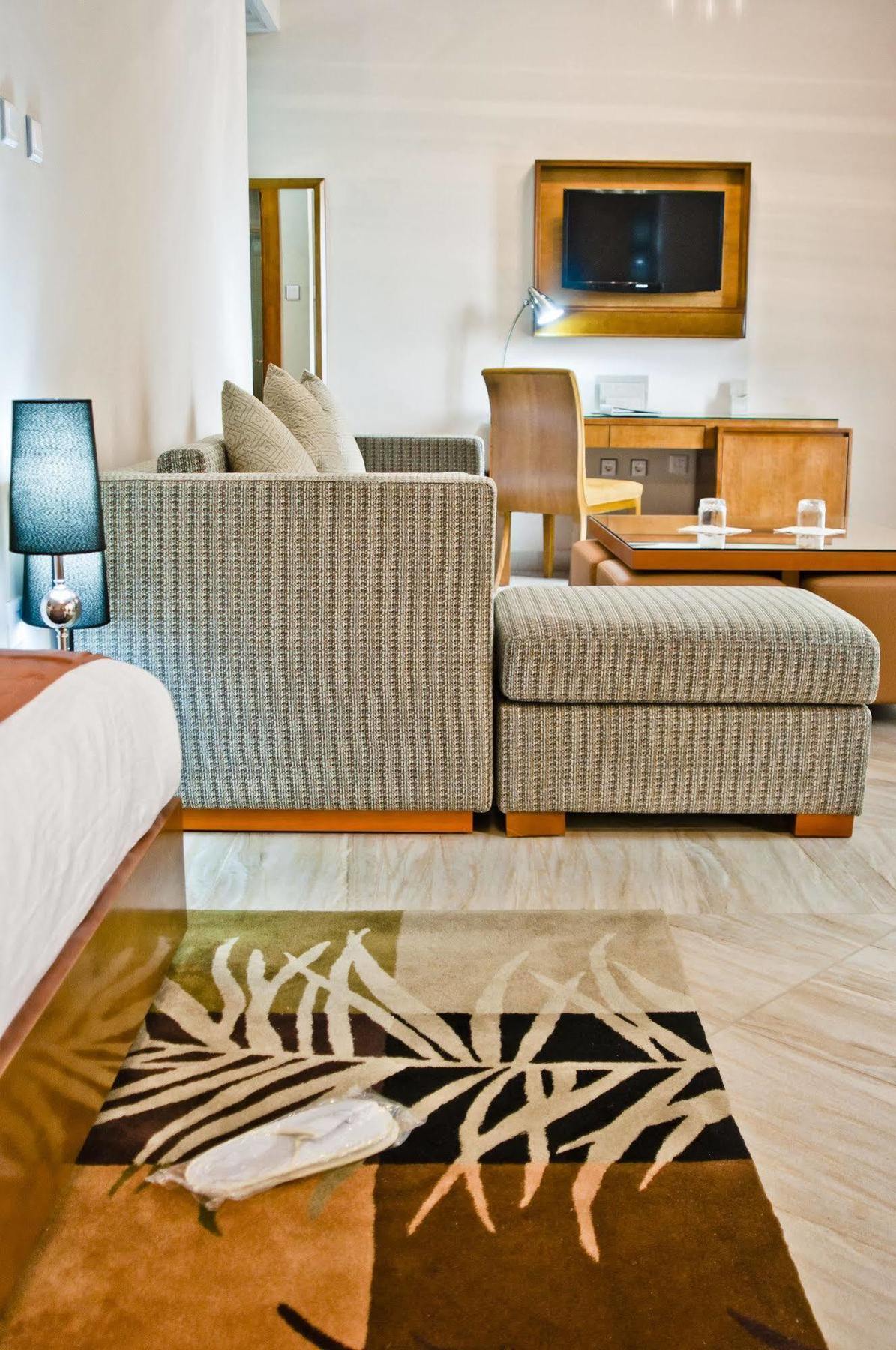 South Star International Hotel Аваса Экстерьер фото